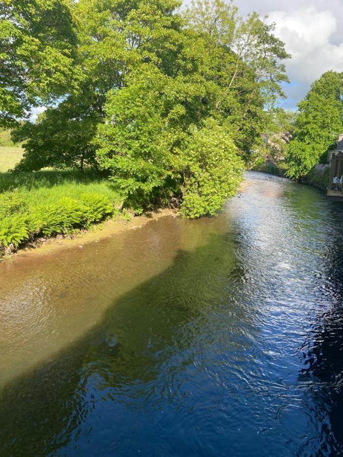 Riverbank Cottage Lake District Double Balcony Egremont  エクステリア 写真