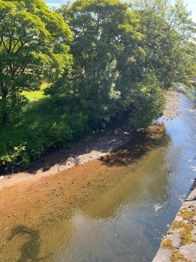 Riverbank Cottage Lake District Double Balcony Egremont  エクステリア 写真