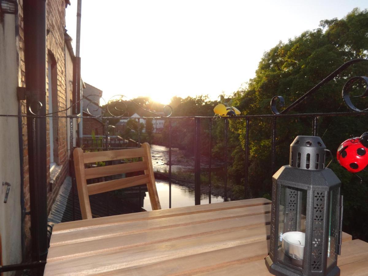 Riverbank Cottage Lake District Double Balcony Egremont  エクステリア 写真