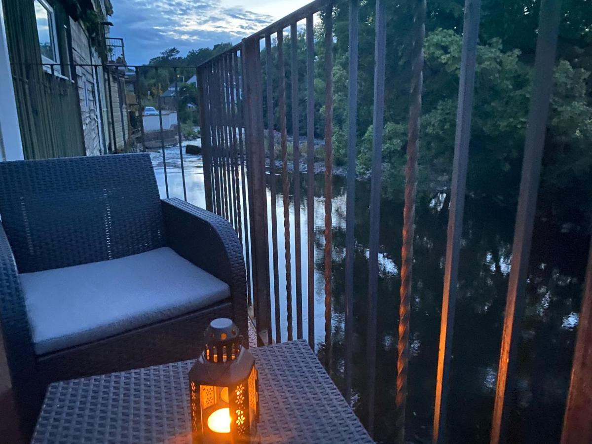 Riverbank Cottage Lake District Double Balcony Egremont  エクステリア 写真